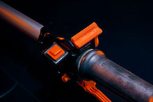 Load image into Gallery viewer, ec1f007c-b0e9-4e03-6274-08dd73ba36c5